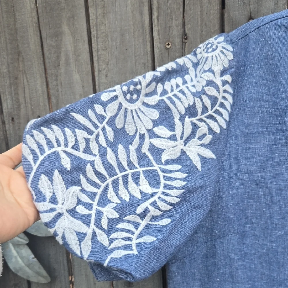 VOY Blue Dress with White Floral Sleeves Size M